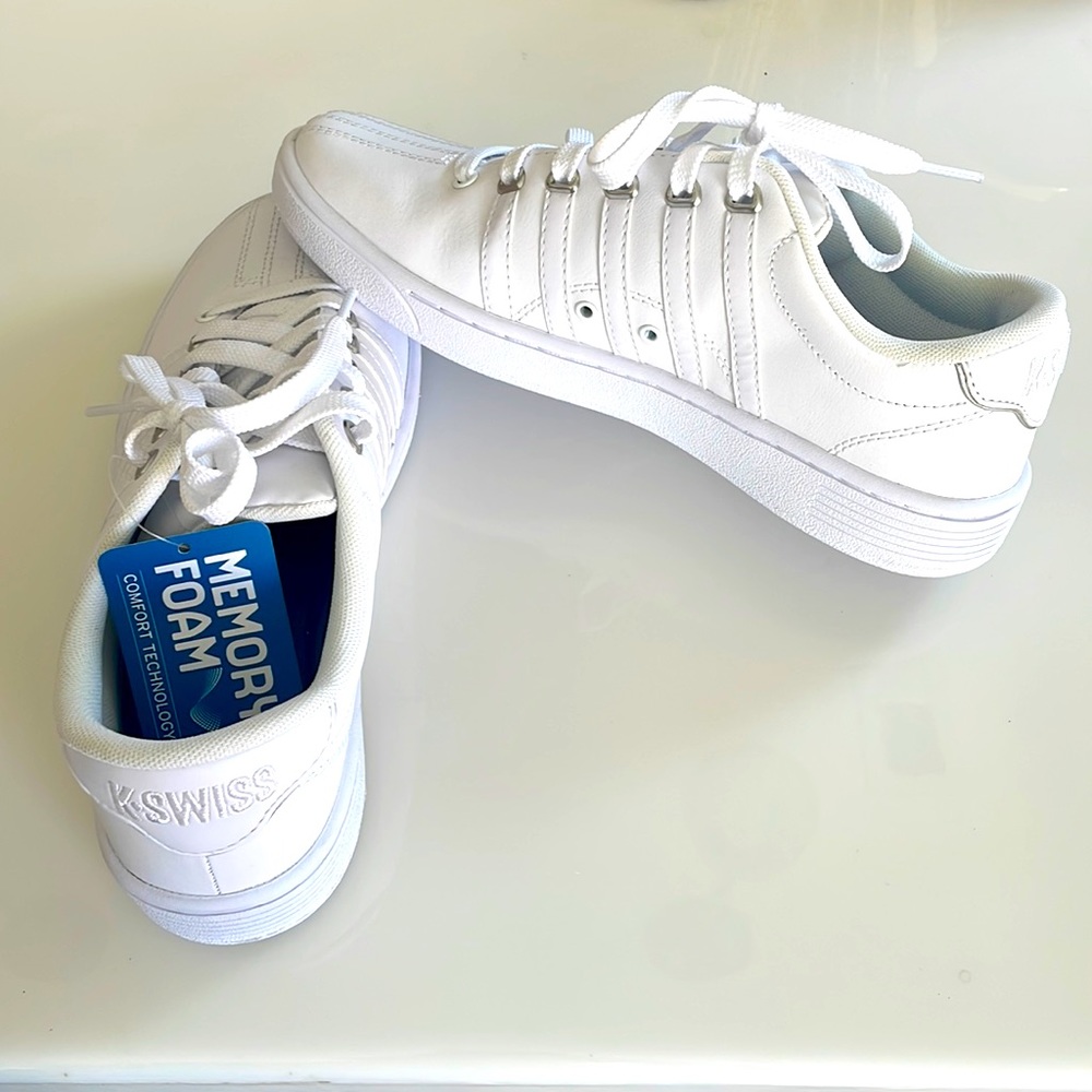 Women’s Kswiss shoes. Brand new never worn